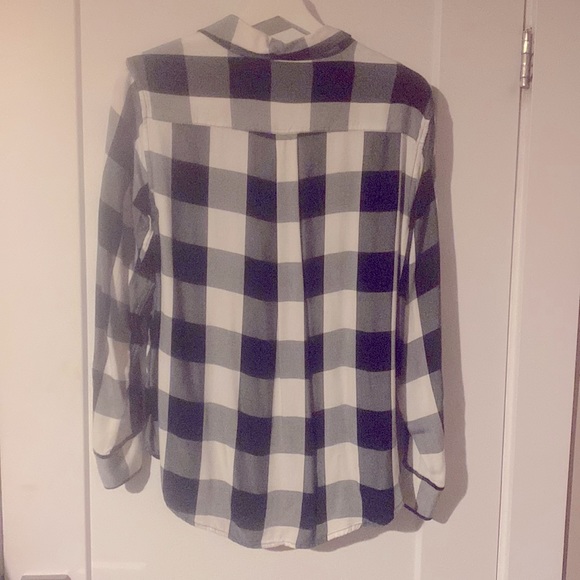 Levi’s plaid shirt black and white boyfriend fit - Picture 3 of 3